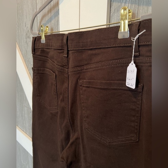 WJ2. Gloria Vanderbilt Amanda Brown āJeansā 14P ⢠Rise 11 ⢠Inseam 26 - Picture 5 of 9